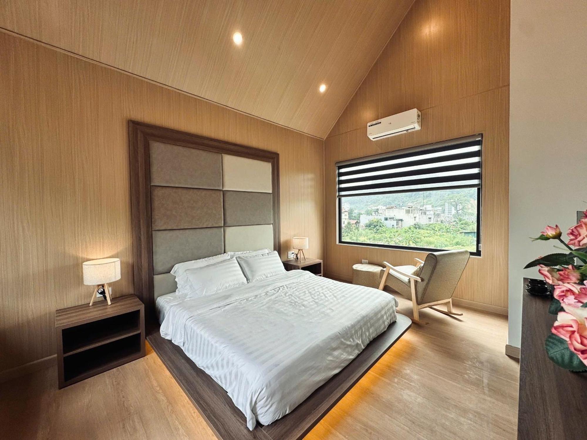 Odyssey Hostel, Tours & Motorbikes Rental 하 기앙 외부 사진